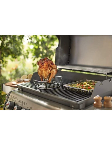 Soporte para asar pollos en vertical en la barbacoa. Weber 6482  - 5 