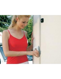 Cierre de seguridad blanco. Fiamma Safe door Frame 08022-01  - 1  2